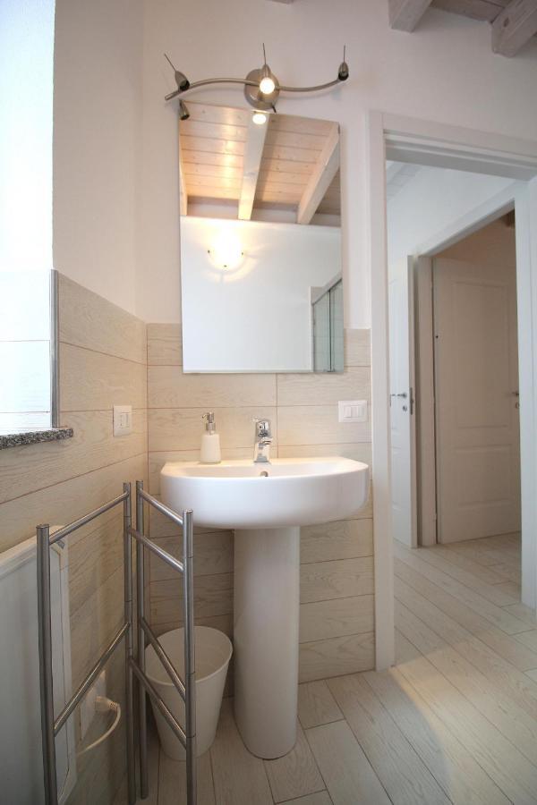 Lakefront Cadorna Apartment - Affitti Brevi Italia Lecco Zewnętrze zdjęcie